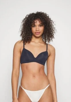 Anna Field 2 Pack - T-Shirt Bh - 502 - Blue_001 - White 10 Anna Field 2 Pack - T-Shirt Bh - 502 - Blue_001 - White -Anna Field 098f86e04a5f4e84a51f0d9e493f8dc6