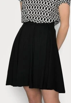 A-Lijn Rok - Black 10 A-Lijn Rok - Black -Anna Field 2ab10dd216524d2bbc1b6a439402e6a5