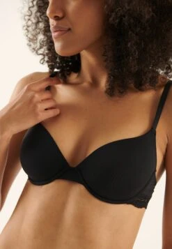 Anna Field 2 Pack - T-Shirt Bh - Black/White 9 Anna Field 2 Pack - T-Shirt Bh - Black/White -Anna Field 4321b5f42c1a4945a8a01831269426a2