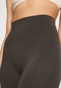 Anna Field Strong Shaping- Shapewear -Black 9 Anna Field Strong Shaping- Shapewear -Black -Anna Field 6136ff1fea424badb2dad93e81db16d3