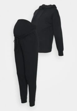 Set - Hoodie - Black