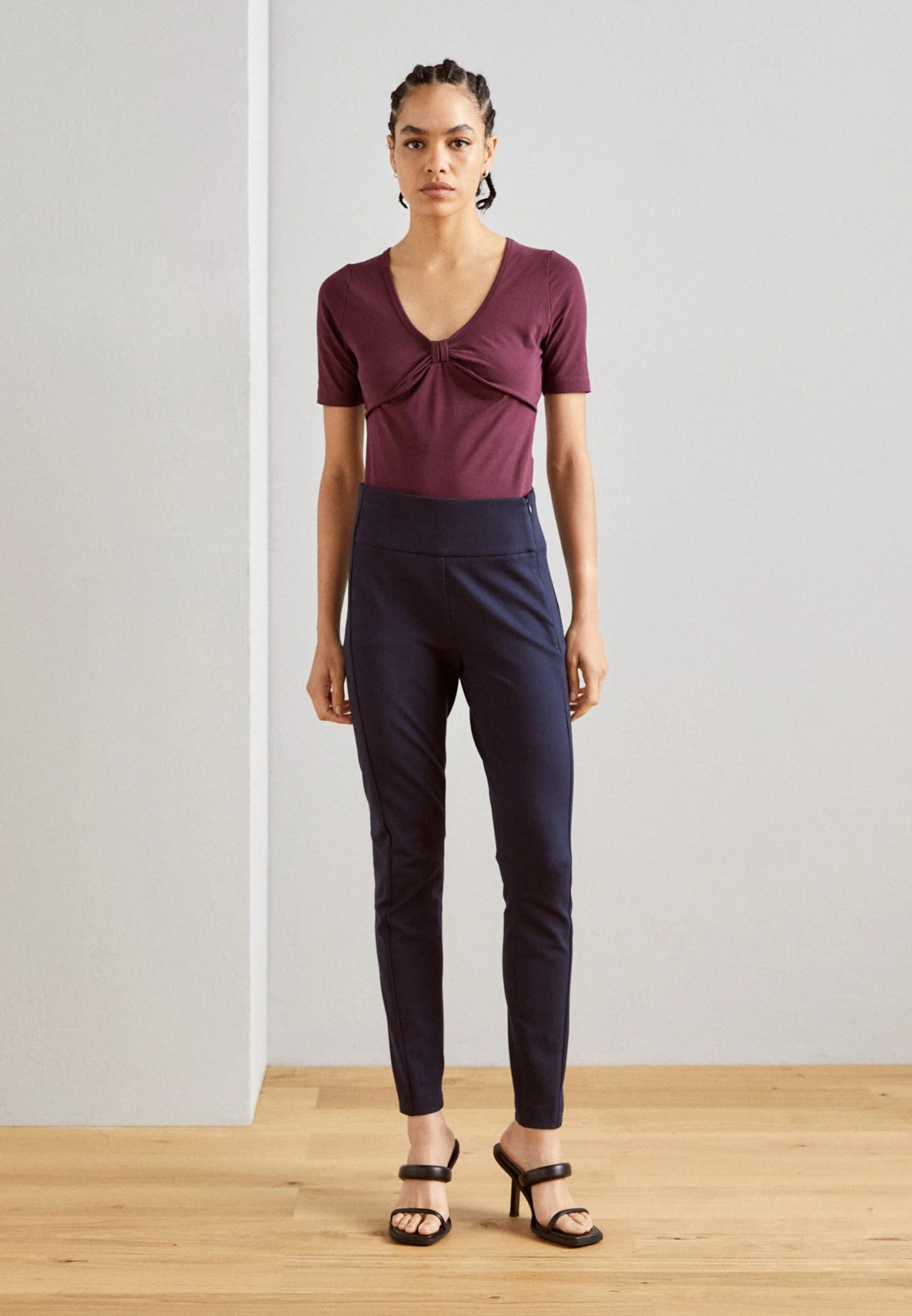 Anna Field T-Shirt Basic - Dark Red 2 Anna Field T-Shirt Basic - Dark Red - Afbeelding 2