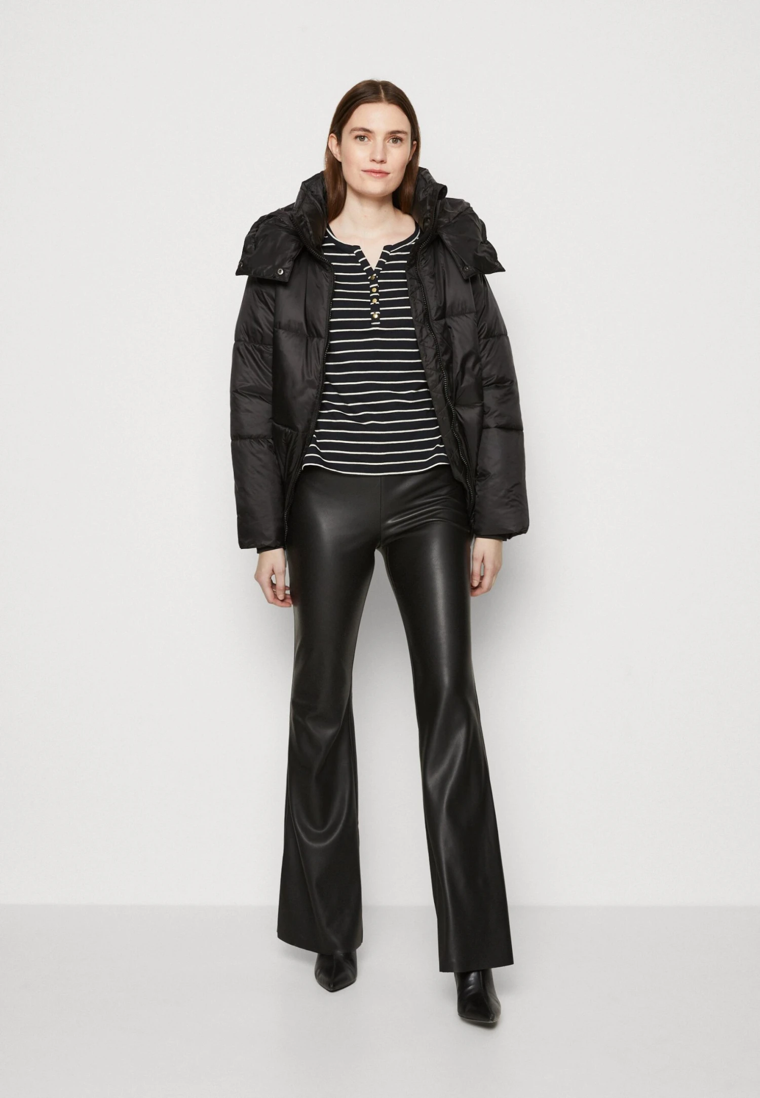 Anna Field Longsleeve - Black White 2 Anna Field Longsleeve - Black White - Afbeelding 2