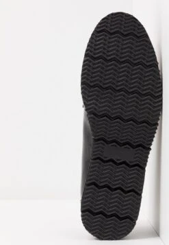 Instappers - Black 13 Instappers - Black -Anna Field 9dc125e188864572a80a4b0bc923587d