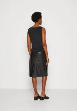 Anna Field Top - Black 8 Anna Field Top - Black -Anna Field b2de00a8aa55463884ae4c11aa4fea44