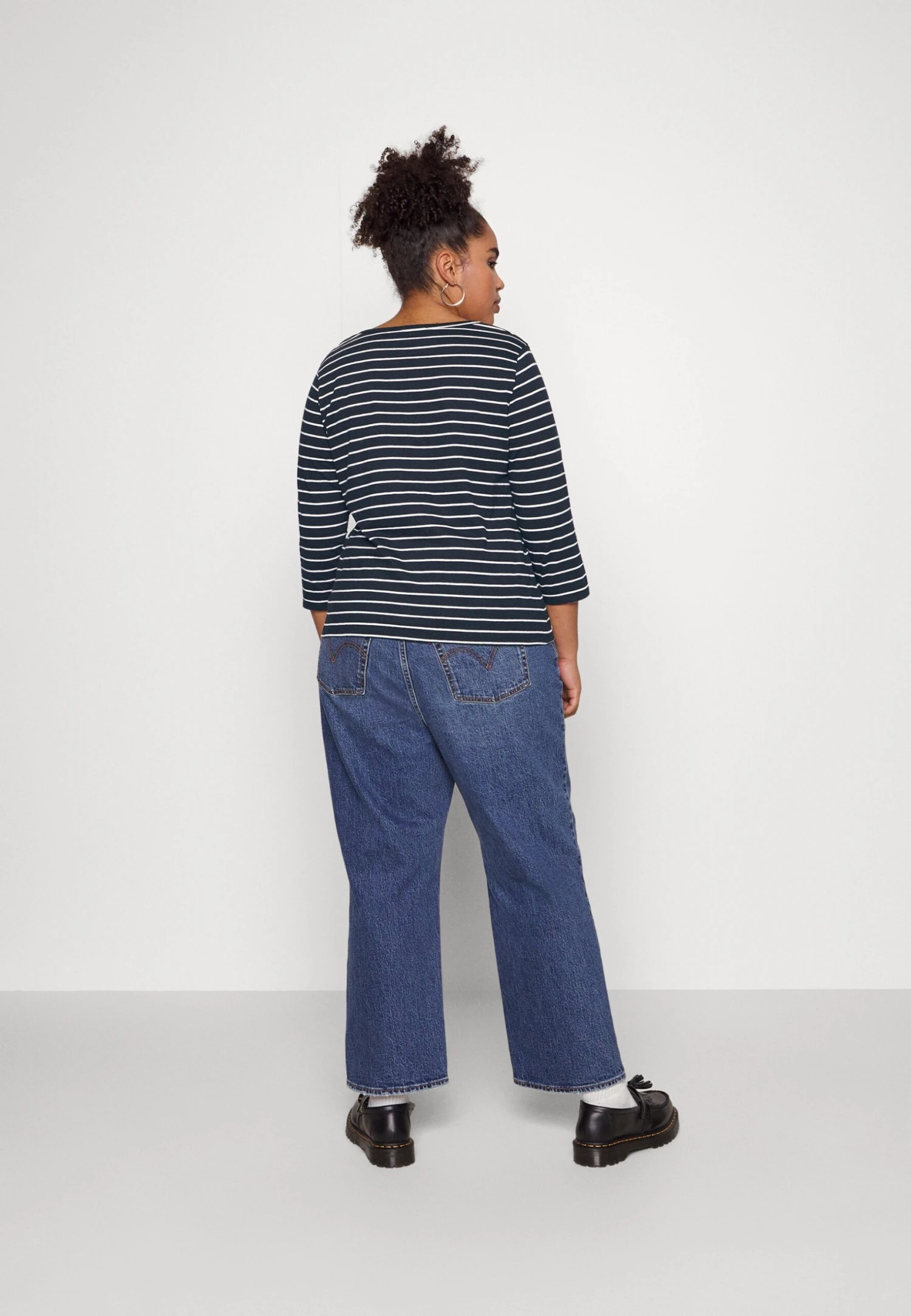 Longsleeve - Black/White 3 Longsleeve - Black/White - Afbeelding 3