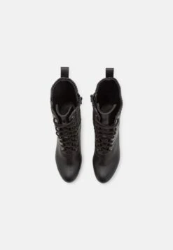 Anna Field Enkellaarsjes Met Hoge Hak - Black 11 Anna Field Enkellaarsjes Met Hoge Hak - Black -Anna Field e48f429b49374cf3ab17edfcb48a7af4