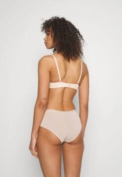 Anna Field 3 Pack - Beugel Bh - Nude - 916_Black - 802_Pink - 402 10 Anna Field 3 Pack - Beugel Bh - Nude - 916_Black - 802_Pink - 402 -Anna Field f654968d8e45451b961ac5396ffce460