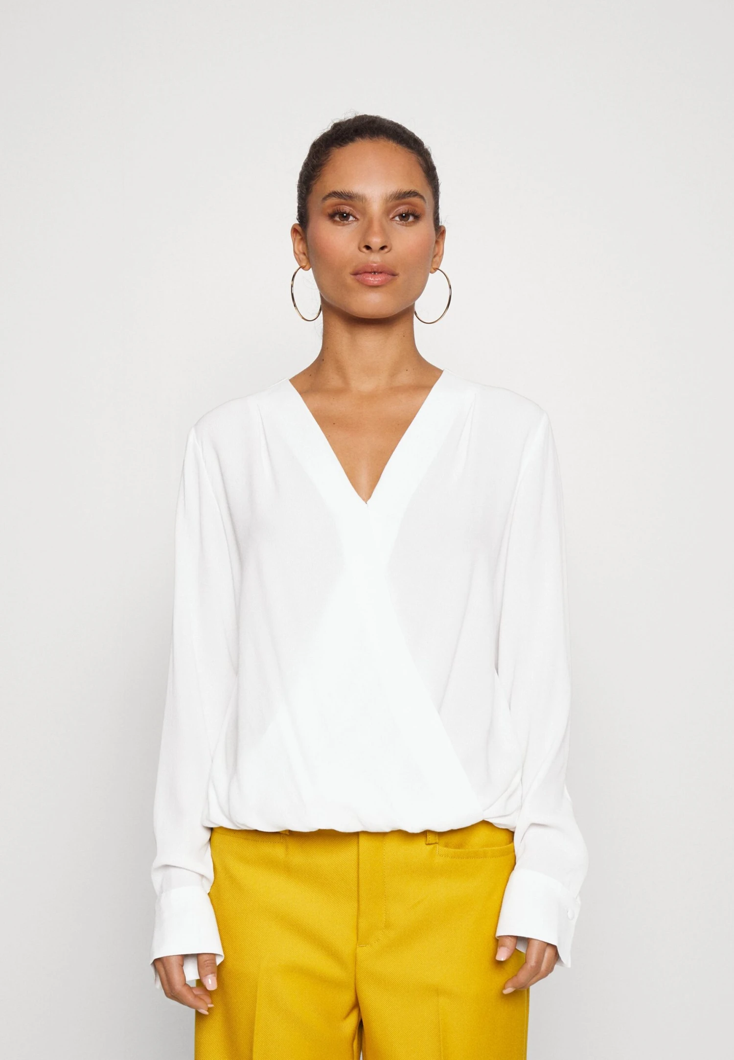 Blouse -Off-White 1 Blouse -Off-White