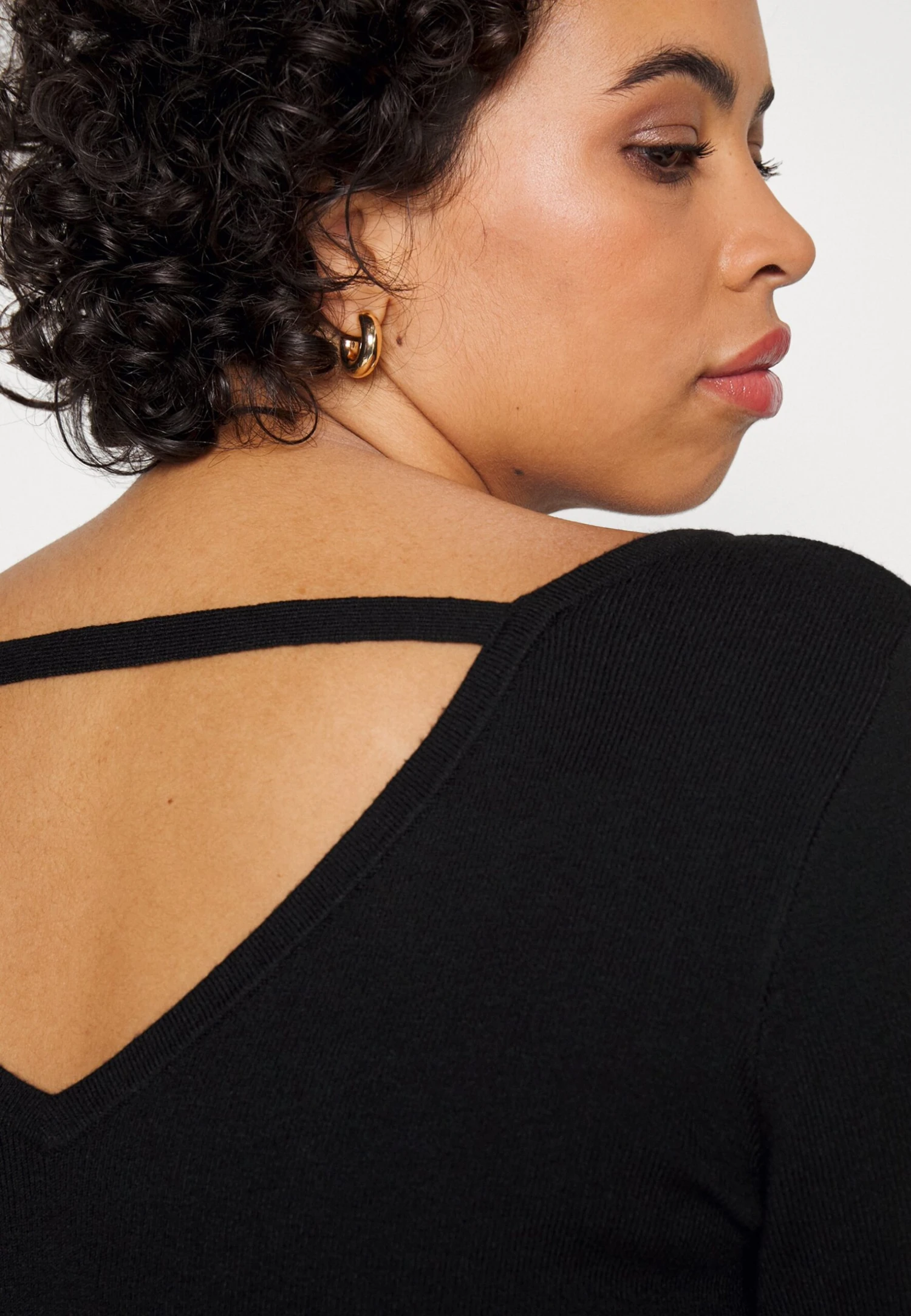 Offener Rücken Mini Strickkleid - Etui-Jurk - Black 5 Offener Rücken Mini Strickkleid - Etui-Jurk - Black - Afbeelding 5